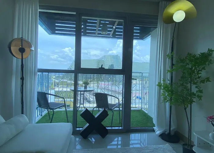 Perfect 1br With Magnificant Bayview Garden View Near Okada, Solaire, Aiports, Free Parking *