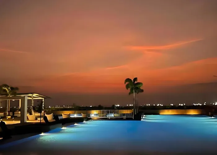 Perfect 1br With Magnificant Bayview Garden View Near Okada, Solaire, Aiports, Free Parking Apartment Manila