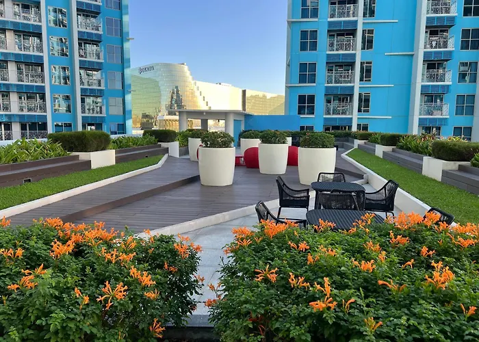 Perfect 1br With Magnificant Bayview Garden View Near Okada, Solaire, Aiports, Free Parking Manila