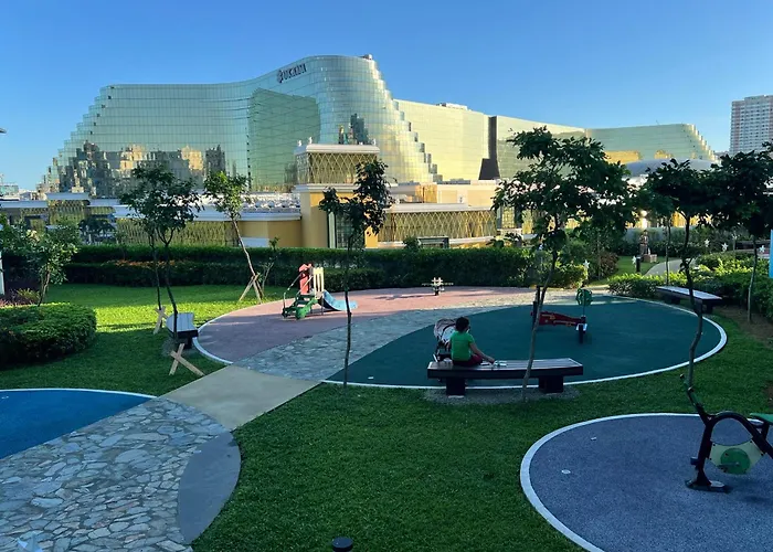 Perfect 1br With Magnificant Bayview Garden View Near Okada, Solaire, Aiports, Free Parking Manila